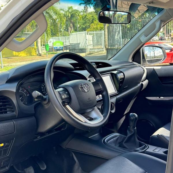 
								TOYOTA HILUX CDLOWM4FD 2021 full									