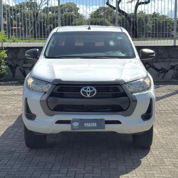 
								TOYOTA HILUX CDLOWM4FD 2021 full									
