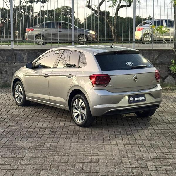 
								VOLKSWAGEN POLO POLO COMFORTLINE 200 TSI 1.0 FLEX 12V AUT. full									