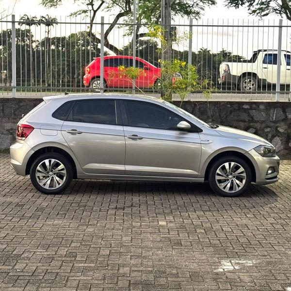 
								VOLKSWAGEN POLO POLO COMFORTLINE 200 TSI 1.0 FLEX 12V AUT. full									