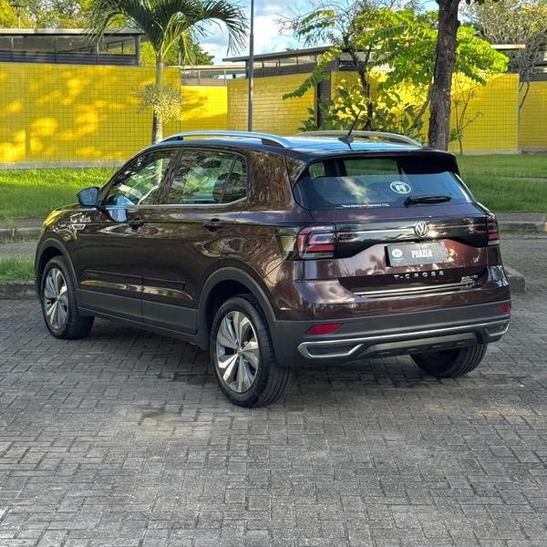 
								T CROSS HIGHLINE 250 TSI AUTOMÁTICO full									