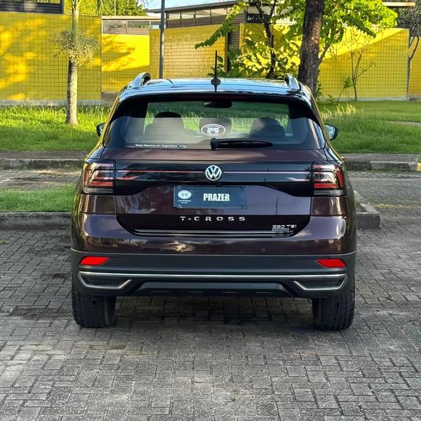 
								T CROSS HIGHLINE 250 TSI AUTOMÁTICO full									