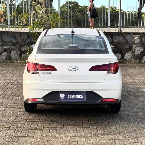 
								HYUNDAI HB20S VISION 1.0 MT full									
