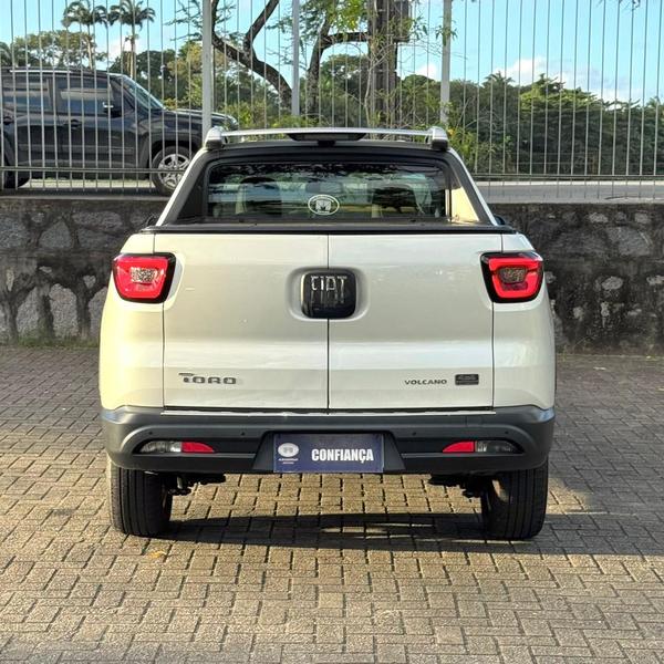 
								FIAT TORO VOLC AT9 4X4 2024 full									