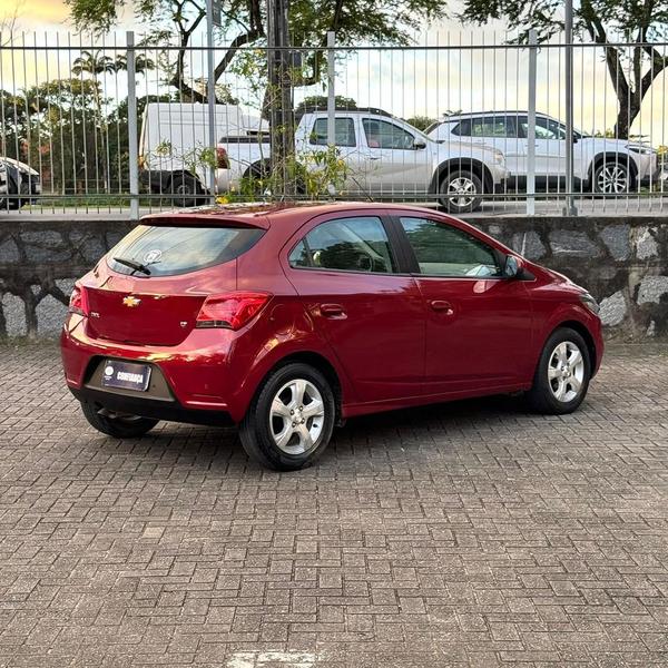 
								CHEVROLET ONIX 1.4 AT LT full									
